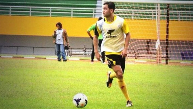 Ruben Wuarbanaran saat latihan dengan Sriwijaya FC