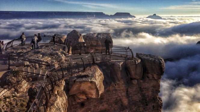 Kabut tebal di Grand Canyon