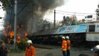 Foto Kiriman Pembaca: Kecelakaan Kereta Api di Bintaro