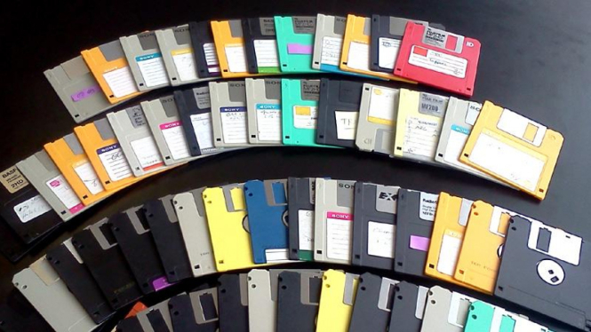 Disket floppy disk 3 1/2.