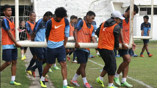 Latihan Timnas Indonesia U-23 di SEA Games 2013