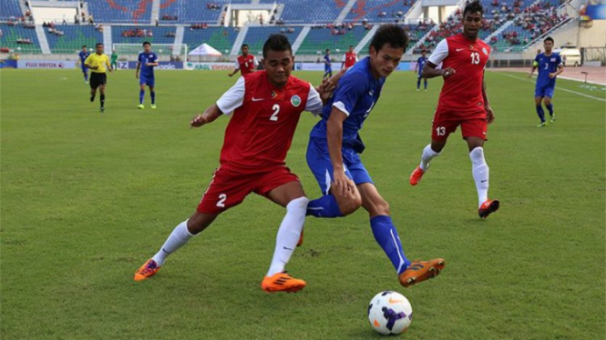 Thailand melawan Timor Leste di SEA Games 2013
