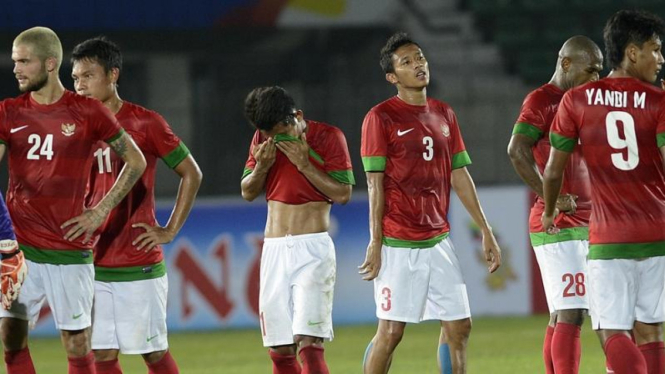 Ekpresi pesepakbola timnas Indonesia seusai dikalahkan Thailand