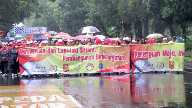 Peringati Hari Ibu, SBY & Ani Meriahkan Car free Day
