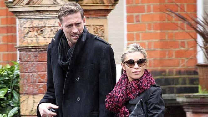 Peter Crouch dan istri, Abbey Clancy