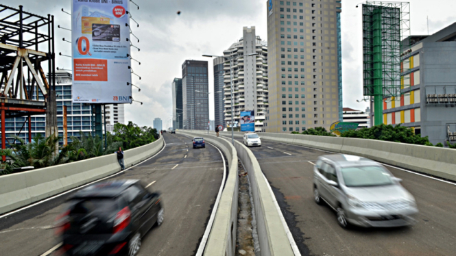 Jalan Layang Non Tol Casablanca.