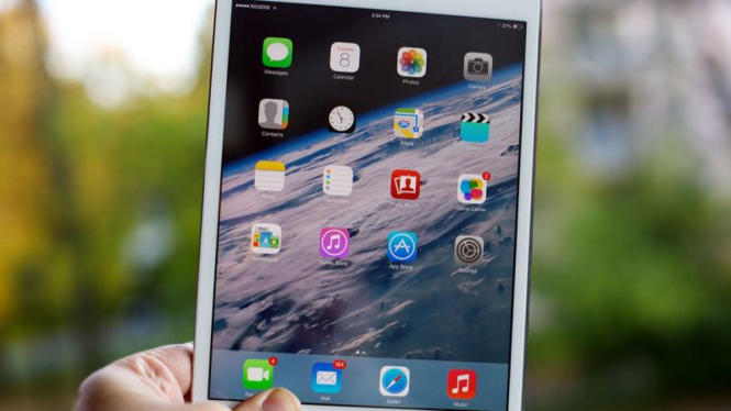 Apple iPad Mini with Retina Display.