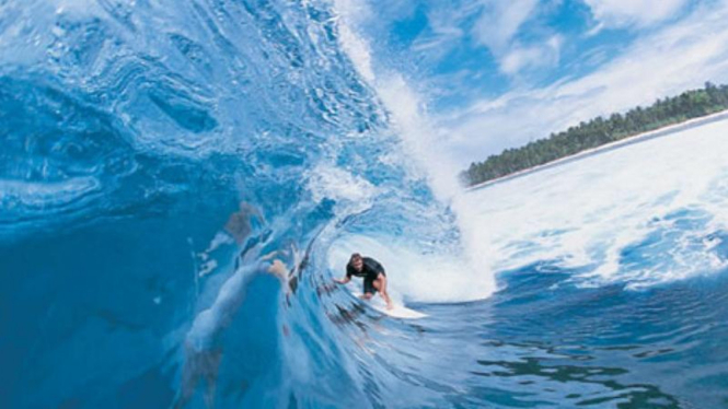 Surfing di Kepulauan Mentawai