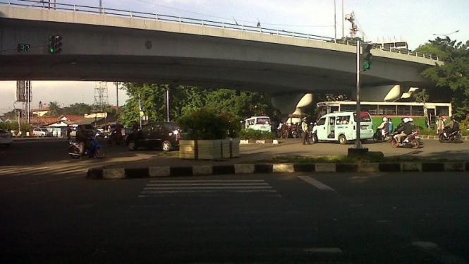 Lalu lintas di sekitar Bandara Halim Perdanakusuma