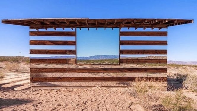 Lucid Stead, rumah kaca di tengah gurun