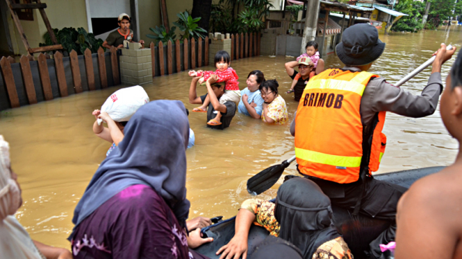 Ilustrasi evakuasi banjir.