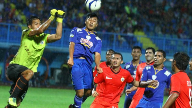 Laga Persija Jakarta kontra Arema Cronus Malang