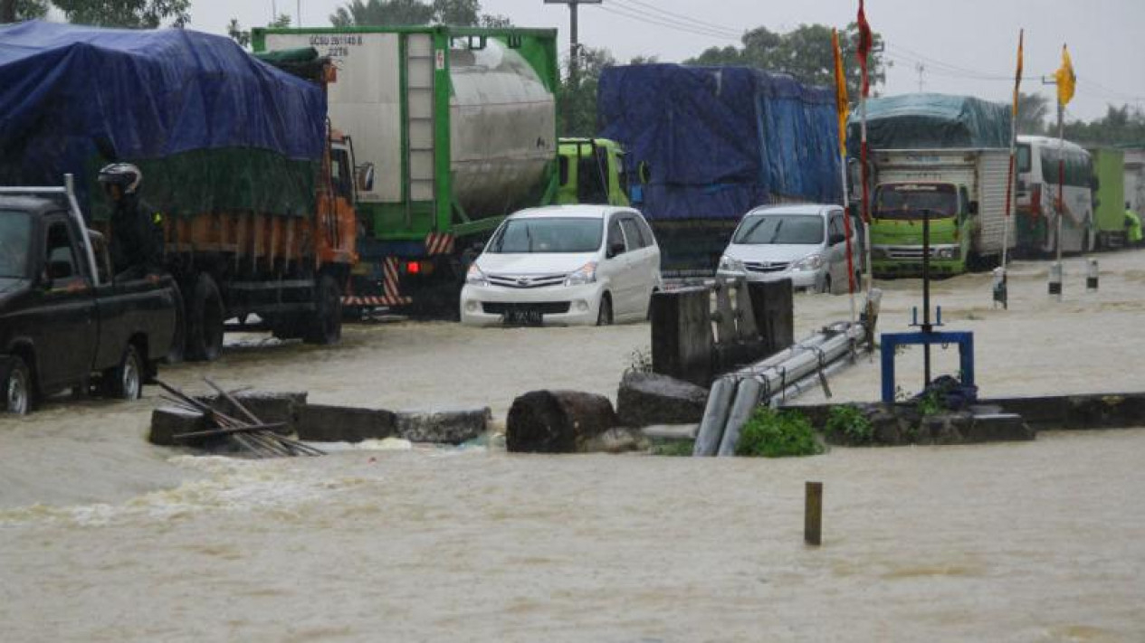 Foto Subang Diterjang Banjir Rumah Terendam