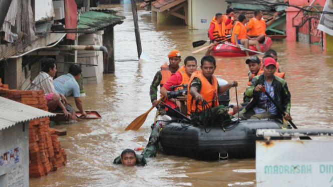 Ilustrasi evakuasi banjir