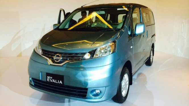 Mobil New Nissan Evalia