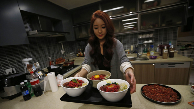 Acara makan bersama wanita cantik Korea