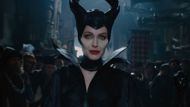 Angelina Jolie dalam film Maleficent