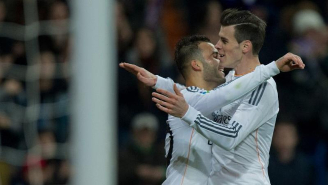 Pemain Real Madrid, Gareth Bale bersama Jese Rodriguez