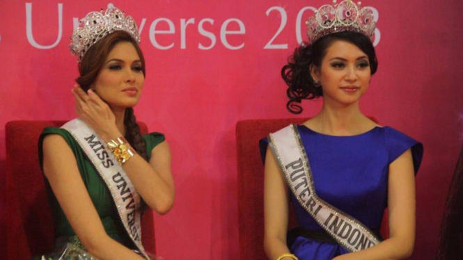 Miss Universe dan Putri Indonesia 2014