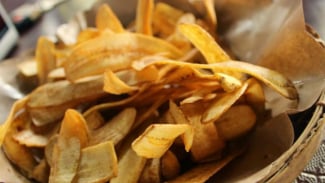 5 Cara Membuat Keripik Pisang yang Renyah dengan Berbagai Rasa