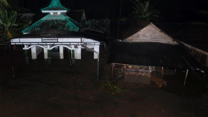 Banjir lahar dingin Gunung Kelud