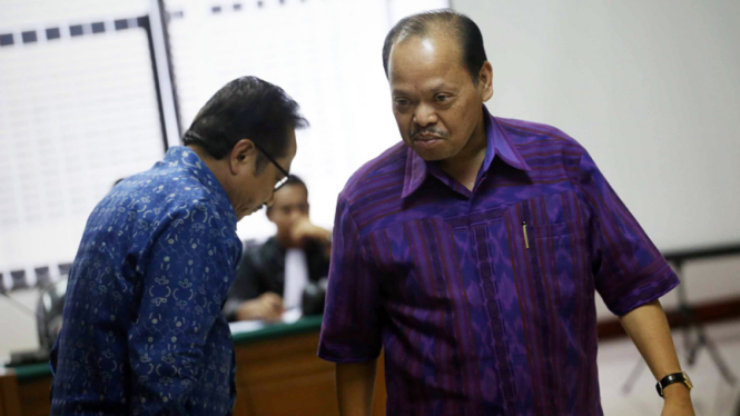 Sutan Bhatoegana bersaksi dalam sidang kasus suap SKK Migas