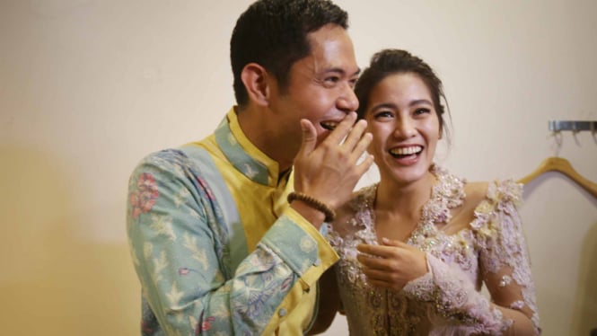 dude harlino dan alyssa subandono fitting baju