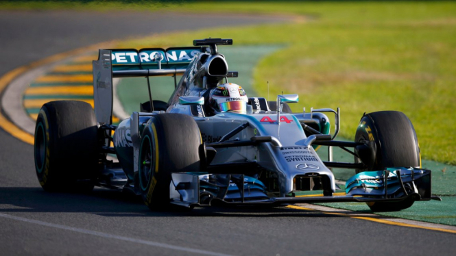 Lewis Hamilton di Sirkuit Melbourne Australia