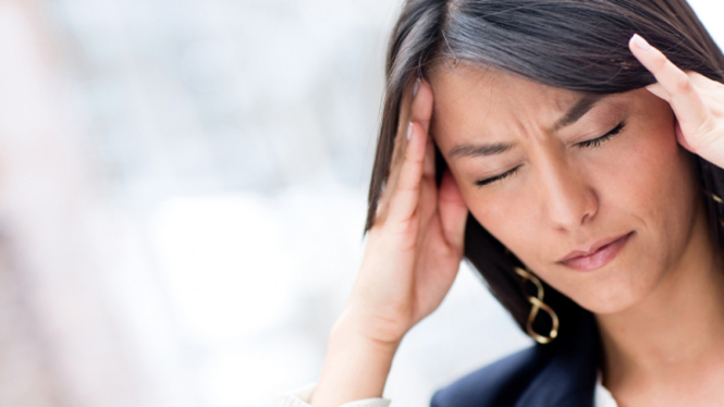 Ilustrasi wanita sakit kepala atau stres