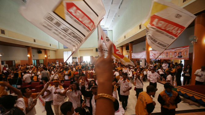 sorot kampaye hanura 2014 - Partai Hanura dalam sebuah momen kampanye.