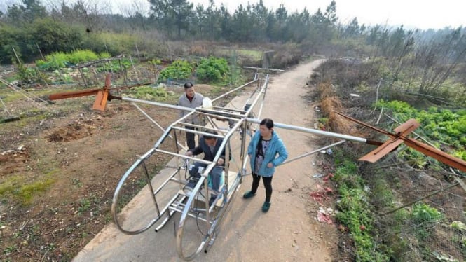 Helikopter buatan seorang petani di China