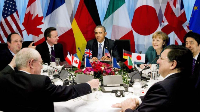 Para pemimpin Forum Tujuh Negara Maju (G7) saat pertemuan di Den Haag, Belanda.