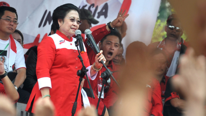 Megawati Kamanye di Palembang