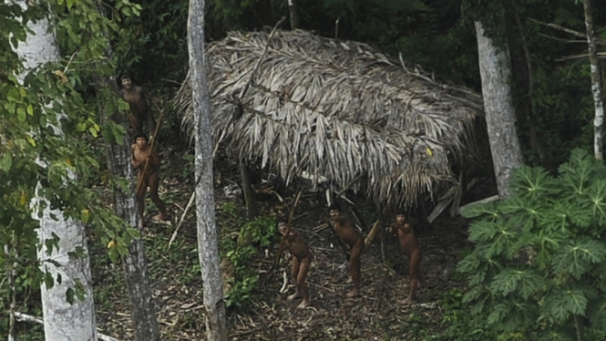 Suku Indian di pedalaman Amazon