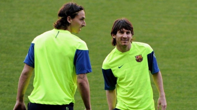 Lionel Messi bersama Zlatan Ibrahimovic saat di Barcelona