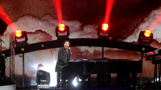 Konser Lionel Richie di JCC 2014