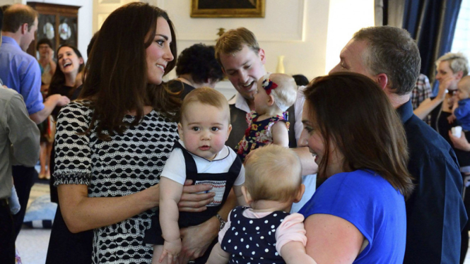 Kehangatan Kate Middleton dan Anaknya