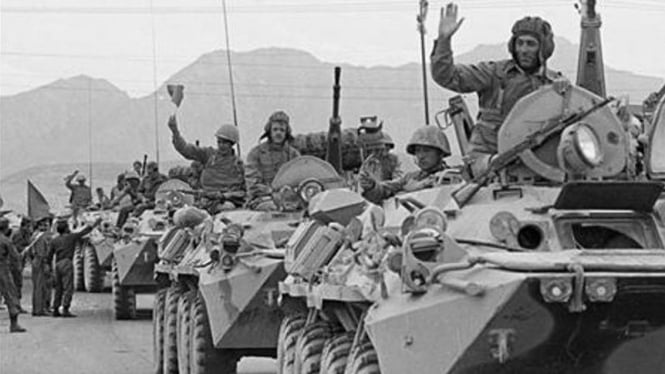 Pasukan Uni Soviet di Afghanistan.