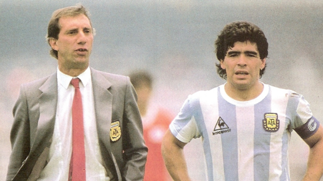 Pelatih Argentina, Carlos Bilardo, dan Diego Maradona