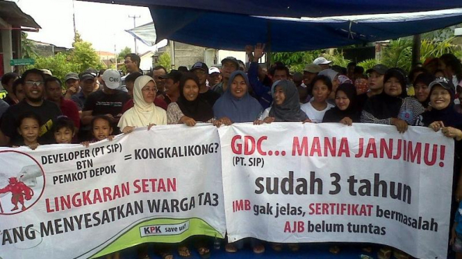 Demo Warga Taman Anyelir 3 Depok