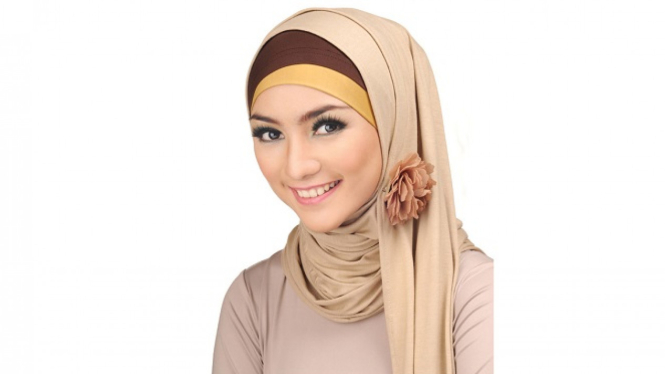 Menjaga rambut untuk yang berhijab