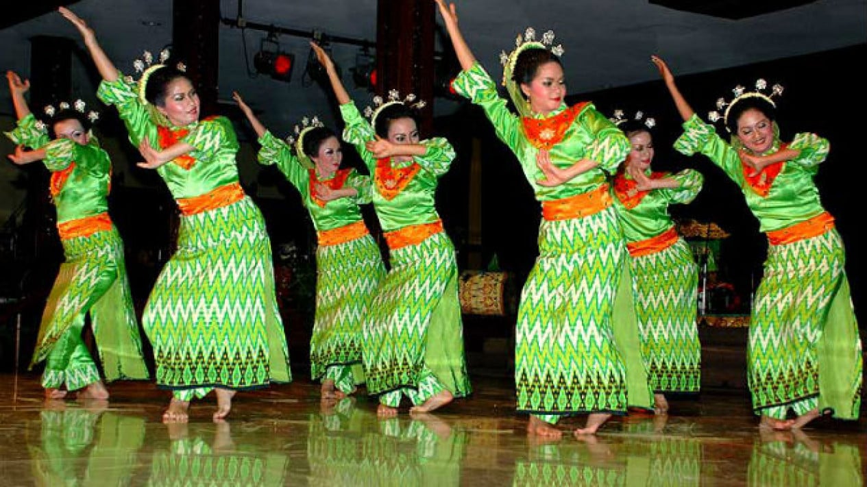 Foto Mengenal Seni Tari Serampang Dua Belas