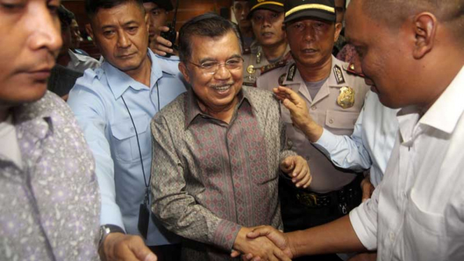 Jusuf Kalla Bersaksi Untuk Kasus Bank Century