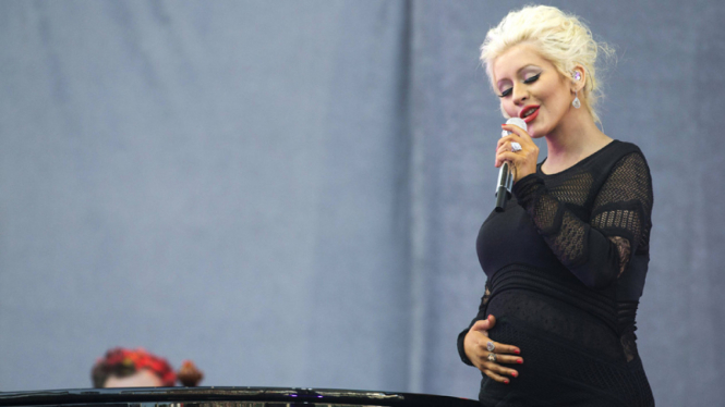 Christina Aguilera hamil anak kedua