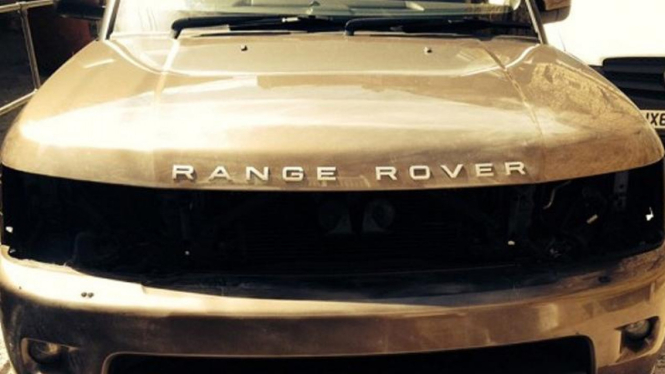 Lampu LED Range Rover yang dicuri.