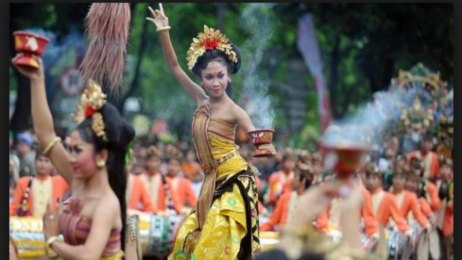 Mengenal Pakaian  Adat  dan Filosofi  Masyarakat Bali