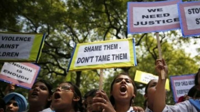 Demo kasus perkosaan di India