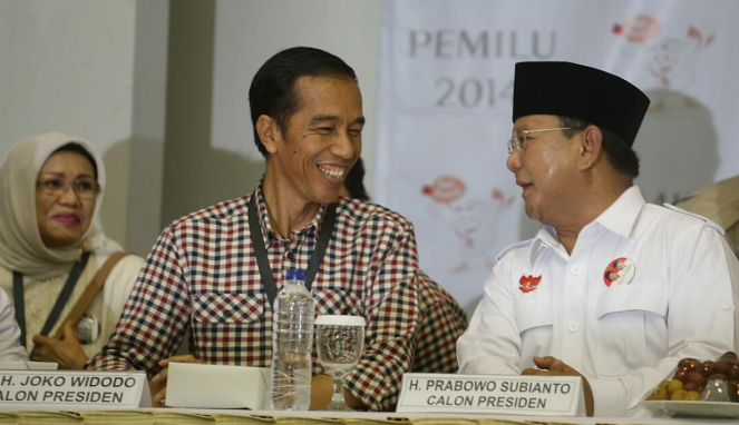 Jokowi dan Prabowo saat pengambilan nomor urut calon Presiden dan Wakil Presiden 2014.