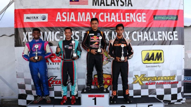 M Senna Noor di podium juara