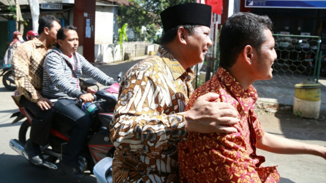 Prabowo Naik Ojek